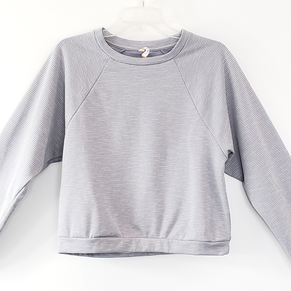 Lucy Longsleeve Sweatshirt - Picture 7 of 8